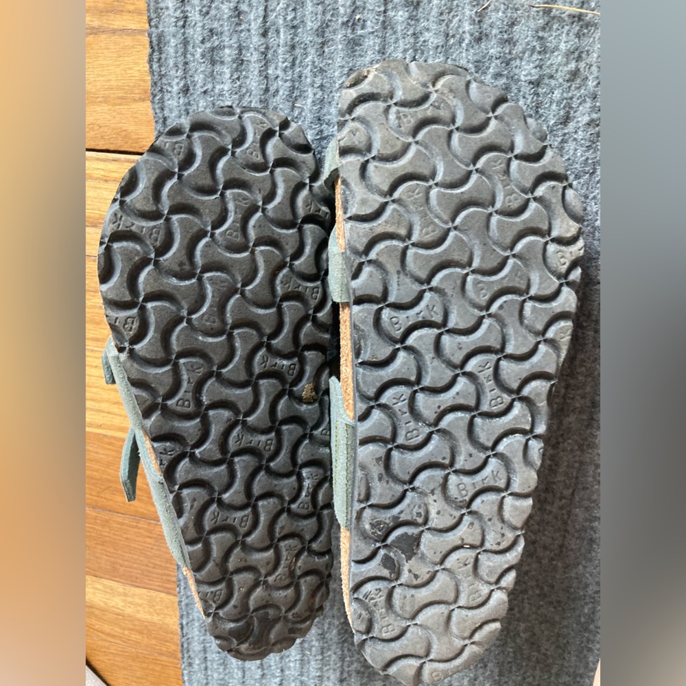 Mayari Vegan Birkenstock sandals in soft thyme size 38, gently used - Picture 2 of 2